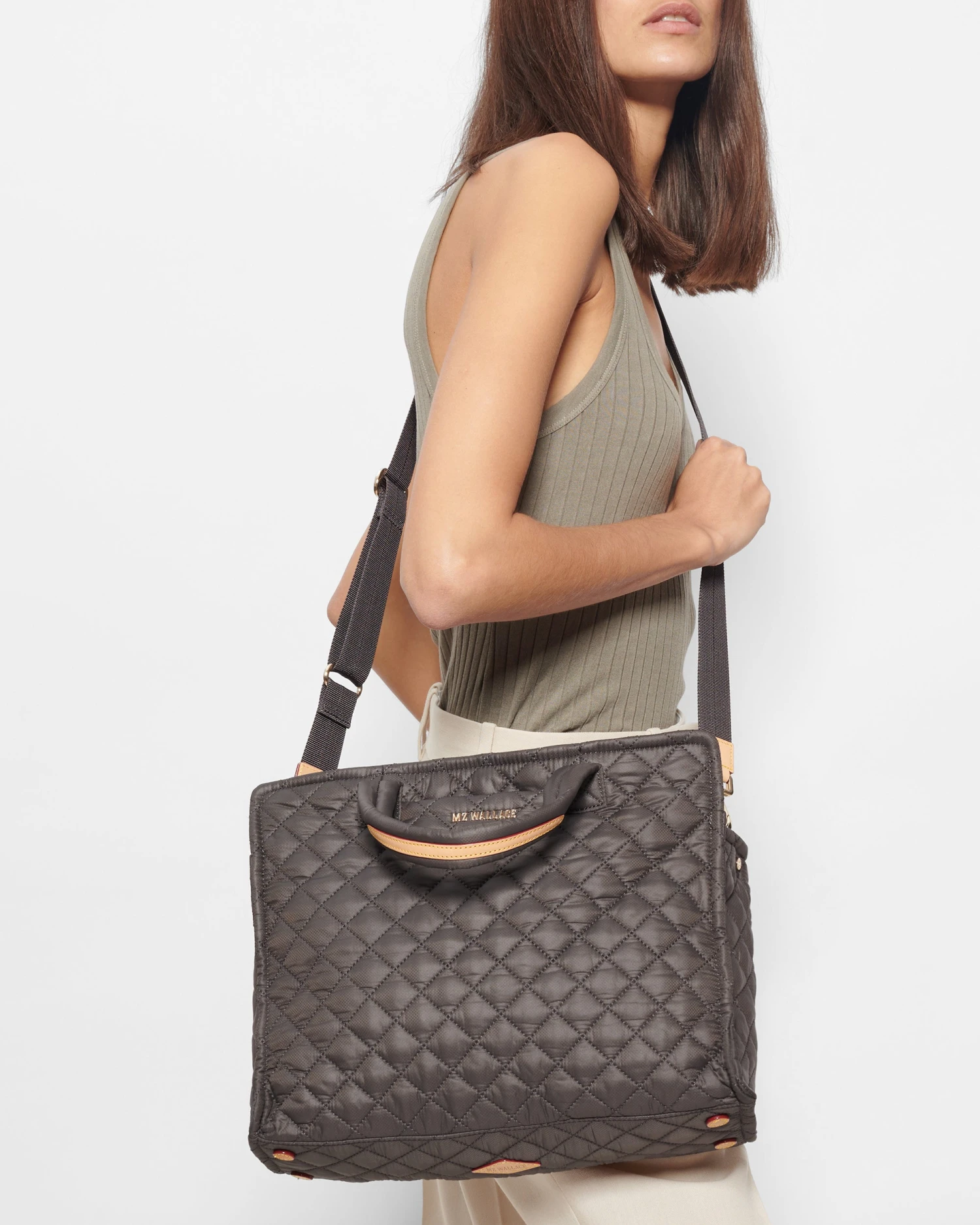 Magnet Medium Metro Box Tote 2 Magnet Medium Metro Box Tote - Image 2