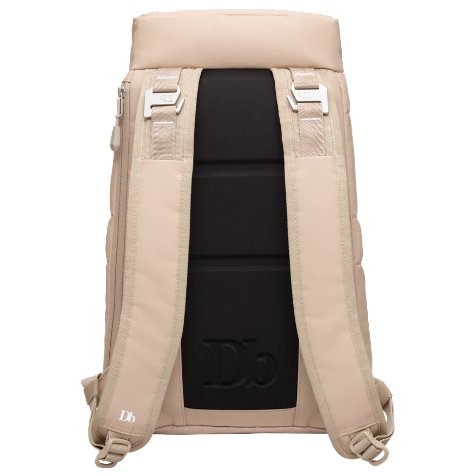 Douchebags The Strøm 20L Backpack 11 Douchebags The Strøm 20L Backpack - Image 11