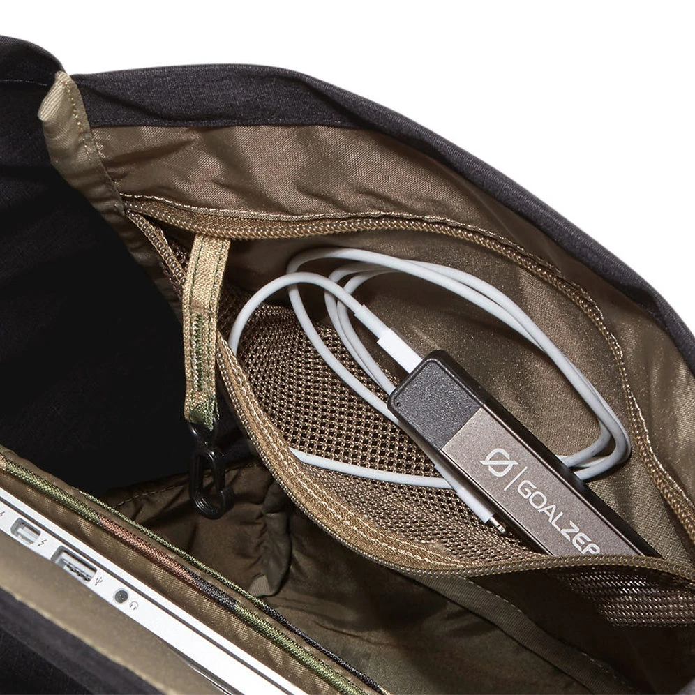 Thule Lithos Backpack 16L 10 Thule Lithos Backpack 16L - Image 10