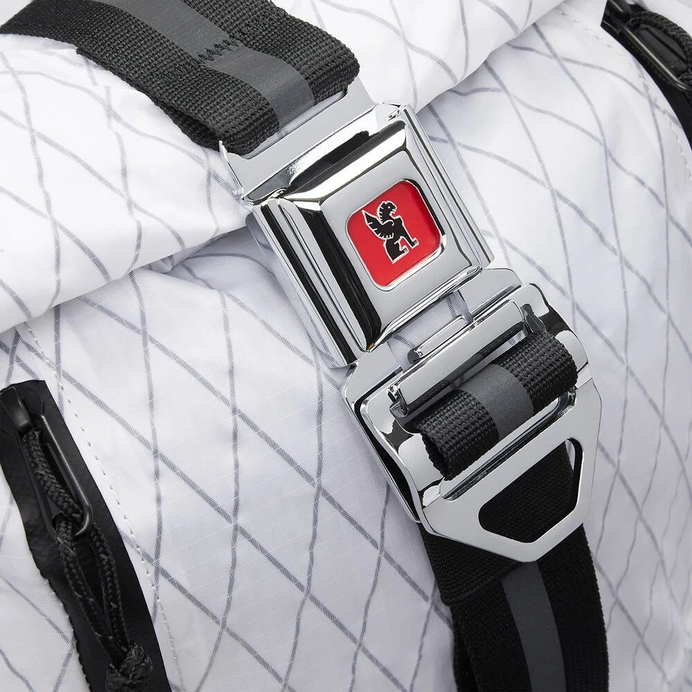 Chrome Industries Tensile Trail Hydro Pack 8 Chrome Industries Tensile Trail Hydro Pack - Image 8