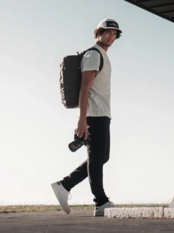 Douchebags The Ramverk 21L Backpack 18 Douchebags The Ramverk 21L Backpack -Best Bags Store 7cc935 9c6c93a0277b4acdb6e2ac2347439258mv2