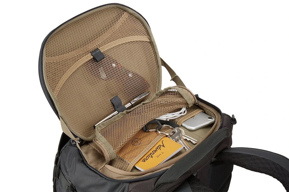 Thule Landmark 40L Women's Backpacking Pack 4 Thule Landmark 40L Women's Backpacking Pack - Image 4