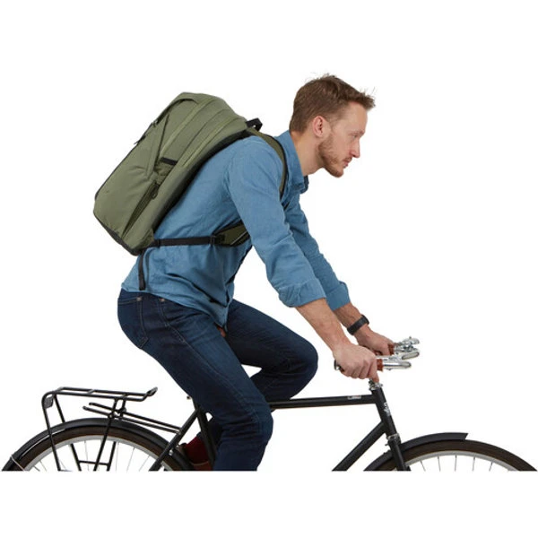 Thule Paramount Commuter Backpack 27L 11 Thule Paramount Commuter Backpack 27L - Image 11