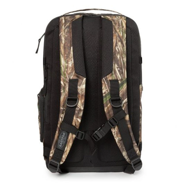 Eastpak Tecum Real Tree Camo - Large 6 Eastpak Tecum Real Tree Camo - Large - Image 6