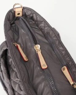 Magnet Metro Quatro Tote 11 Magnet Metro Quatro Tote -Best Bags Store AW21 Jul 1307X1595 A4