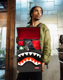 SPRAYGROUND SPRAYGATTI REVV CHATURANGA SHARK 1900 BACKPACK -Best Bags Store B4819 3 1