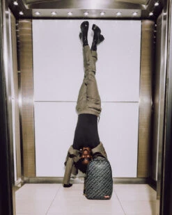 SPRAYGROUND MAGNETIC PULSE BACKPACK (DLXV) -Best Bags Store B5381 5 1